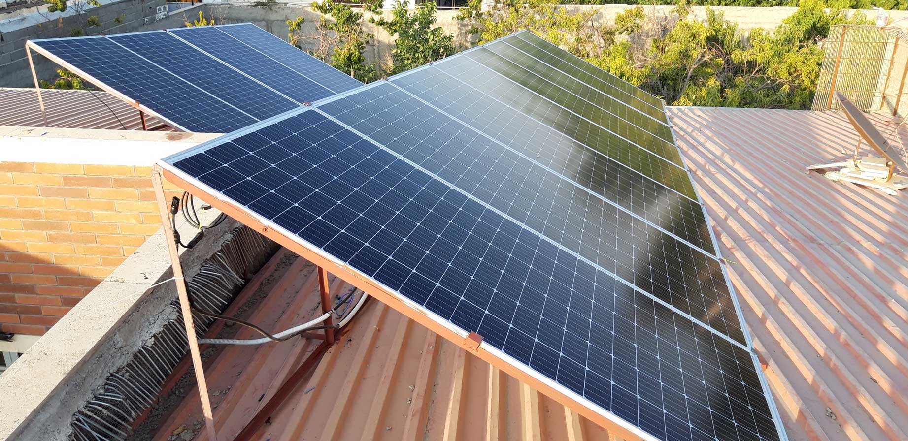 تصاویر پکیج برق خورشیدی منطقه تهراندشت توسط مجموعه برقرسان | انرژی خورشیدی تصویر 3